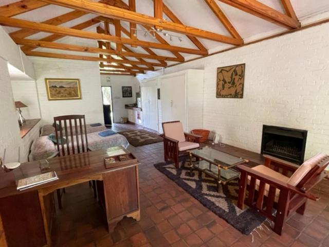 Weaver Cottages ฮาราเร ภายนอก รูปภาพ