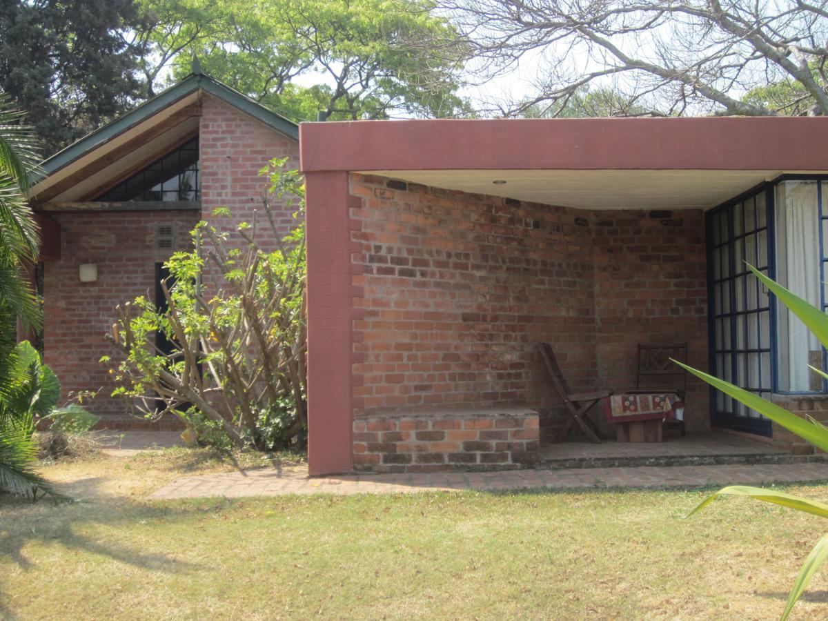 Weaver Cottages ฮาราเร ภายนอก รูปภาพ